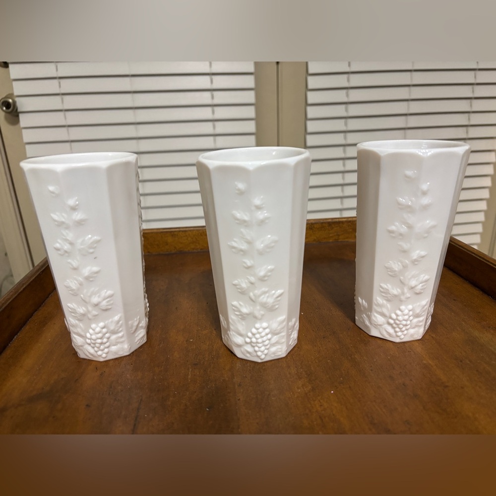 Westmoreland Paneled Grape Milk Glass Iced Tea Tumbler